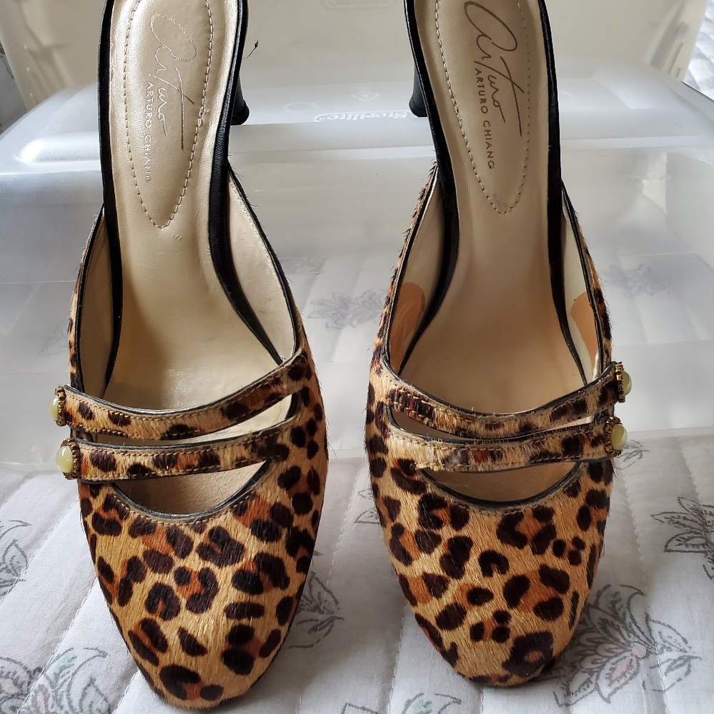 Woman's leopard print slides with 2" heel